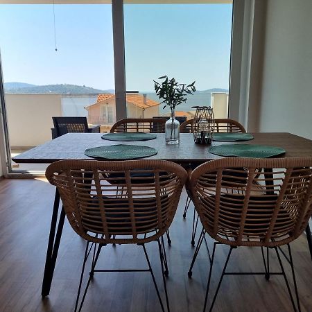 Sea View Apartment Rogoznica  Bagian luar foto
