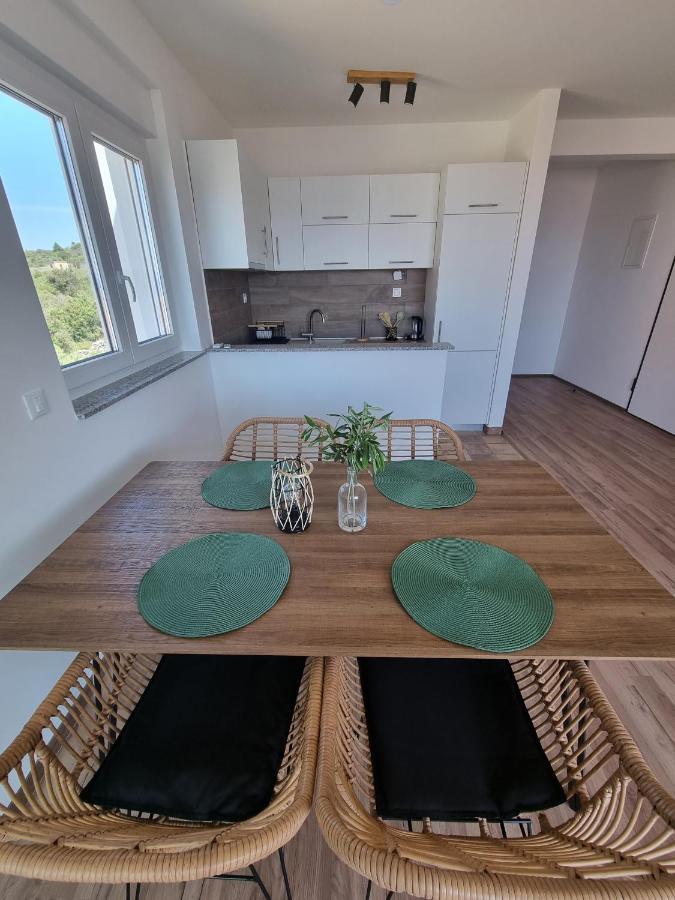 Sea View Apartment Rogoznica  Bagian luar foto