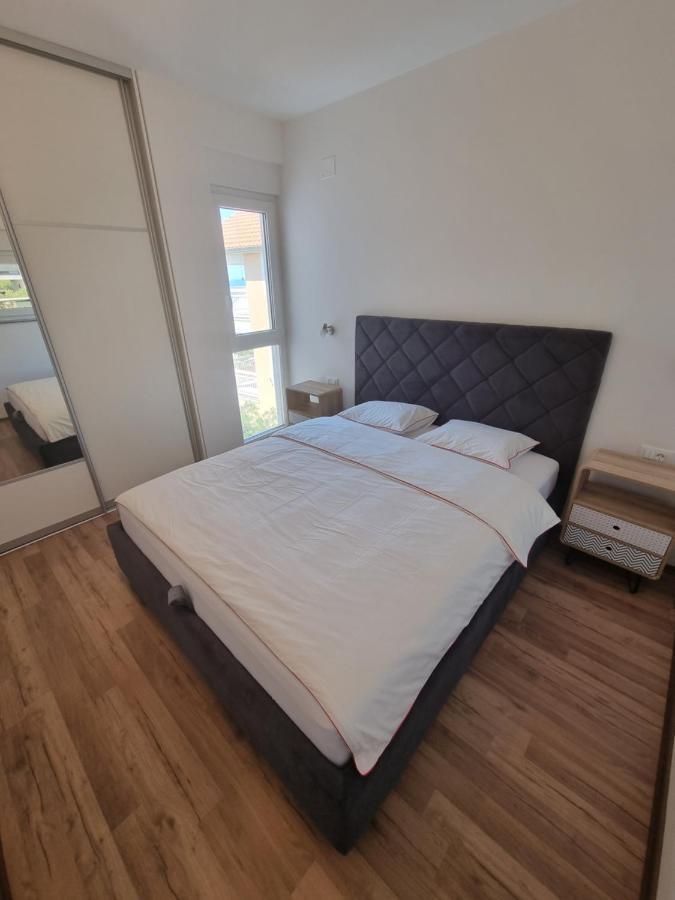 Sea View Apartment Rogoznica  Bagian luar foto